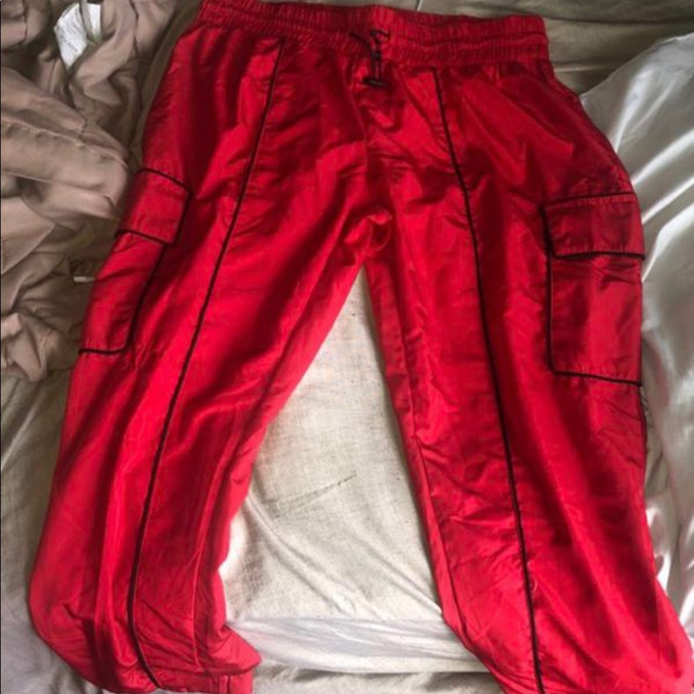 baggy pants